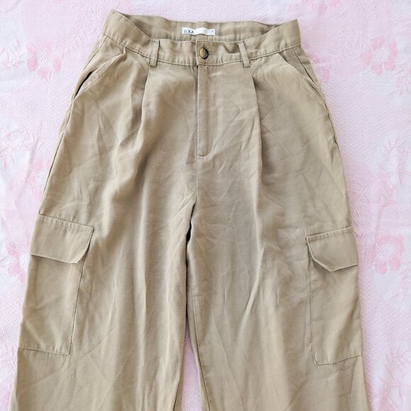 Khaki Cargo Pants Women's Size 8 Straight Leg High Rise Pleated Trousers Utility - Picture 2 of 8